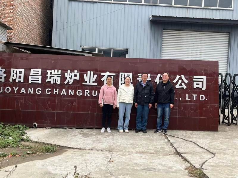 昌瑞爐業(yè)韓國合作客戶蒞臨我司進行友好交流